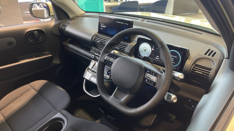 Hyundai INSTER 85kW 01 49kWh 5dr Auto Electric Hatchback